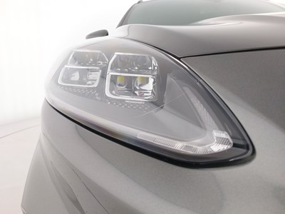 7 - Ford Kuga eschini auto