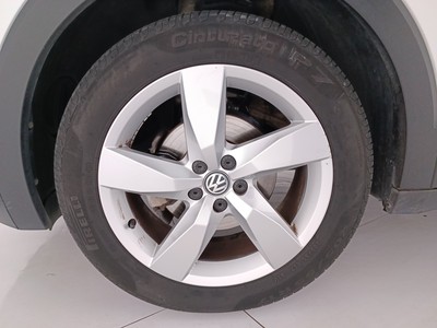 8 - Volkswagen T-Cross eschini auto