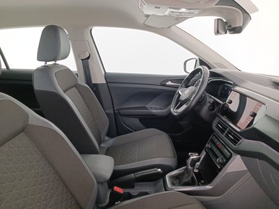 10 - Volkswagen T-Cross eschini auto