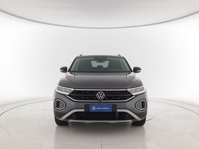 2 - Volkswagen T-Roc eschini auto