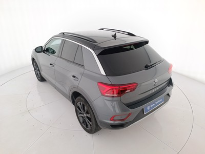 6 - Volkswagen T-Roc eschini auto