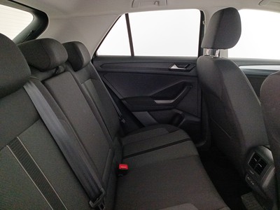 9 - Volkswagen T-Roc eschini auto