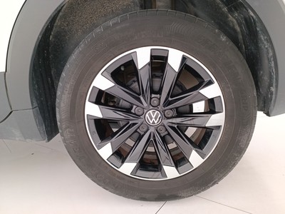 8 - Volkswagen T-Cross eschini auto