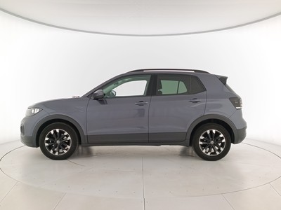 3 - Volkswagen T-Cross eschini auto