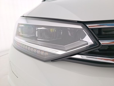 8 - Volkswagen Touran eschini auto
