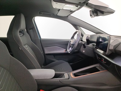 10 - Cupra Born eschini auto