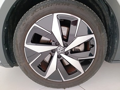 8 - Volkswagen ID.5 eschini auto