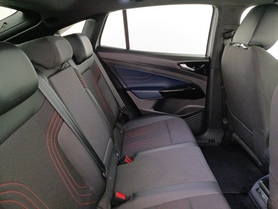 9 - Volkswagen ID.5 eschini auto