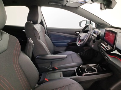 10 - Volkswagen ID.5 eschini auto