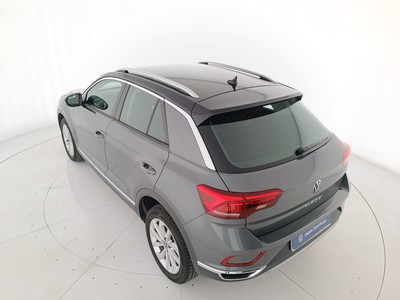 6 - Volkswagen T-Roc eschini auto