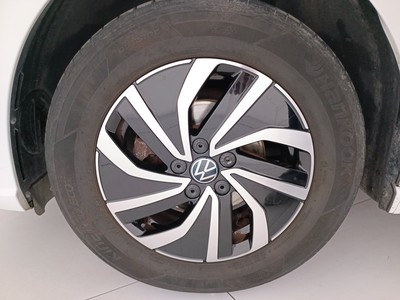 8 - Volkswagen Polo eschini auto