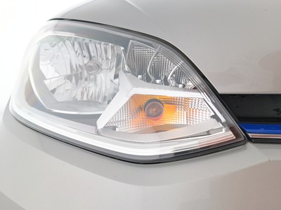 7 - Volkswagen e-up! eschini auto