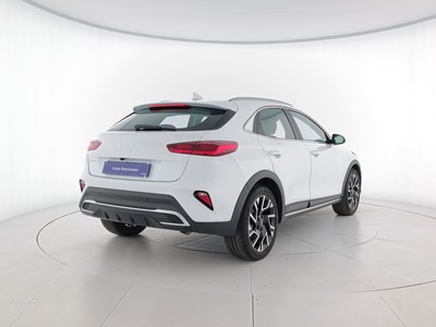 4 - Kia Xceed eschini auto