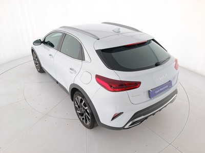 6 - Kia Xceed eschini auto