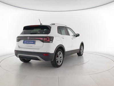 4 - Volkswagen T-Cross eschini auto