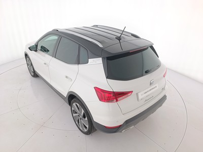 6 - Seat Arona eschini auto