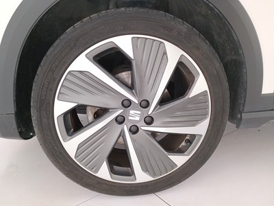 8 - Seat Arona eschini auto