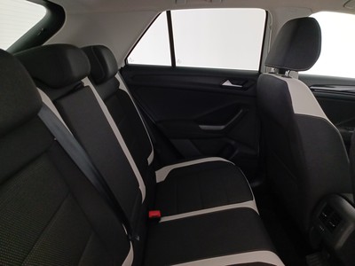 9 - Volkswagen T-Roc eschini auto