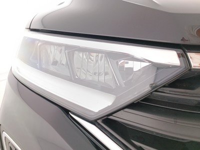 7 - Volkswagen T-Roc eschini auto