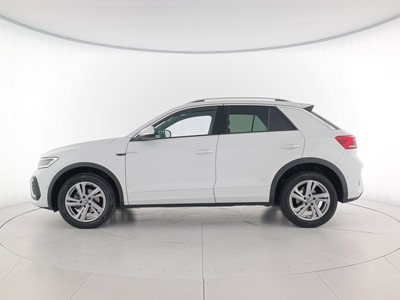 3 - Volkswagen T-Roc eschini auto