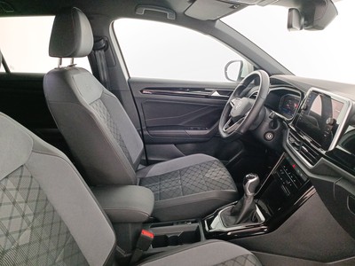 10 - Volkswagen T-Roc eschini auto