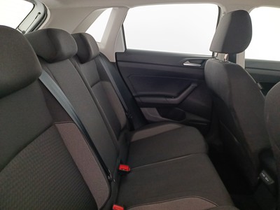 9 - Volkswagen Polo eschini auto