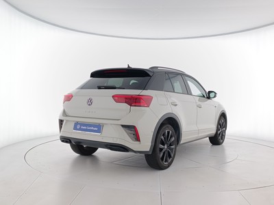 4 - Volkswagen T-Roc eschini auto