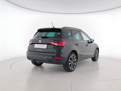 4 - Seat Arona eschini auto