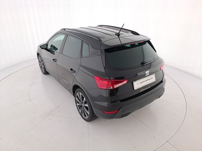 6 - Seat Arona eschini auto