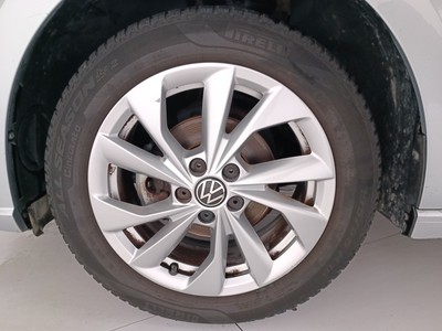 8 - Volkswagen Polo eschini auto