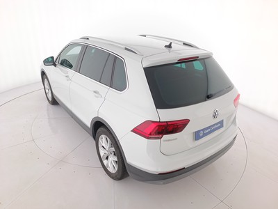6 - Volkswagen Tiguan eschini auto