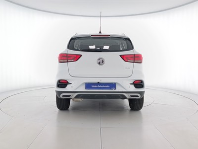 5 - Mg ZS eschini auto