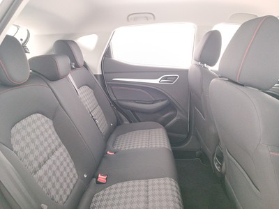 9 - Mg ZS eschini auto