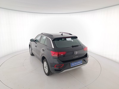 6 - Volkswagen T-Roc eschini auto