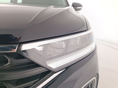 7 - Volkswagen T-Roc eschini auto