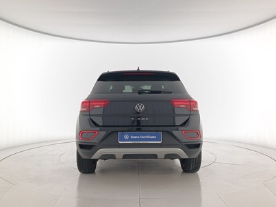 5 - Volkswagen T-Roc eschini auto