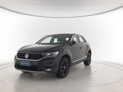 1 - Volkswagen T-Roc eschini auto