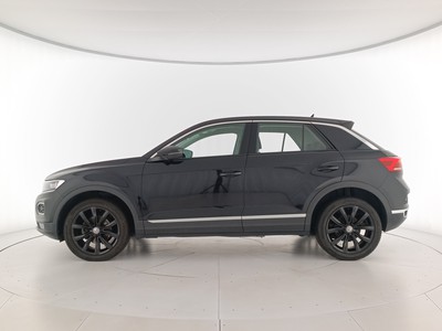3 - Volkswagen T-Roc eschini auto