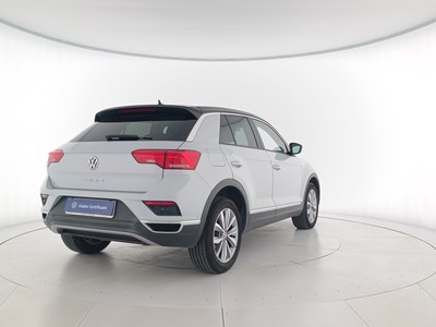 3 - Volkswagen T-Roc eschini auto
