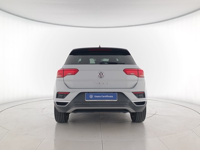 5 - Volkswagen T-Roc eschini auto