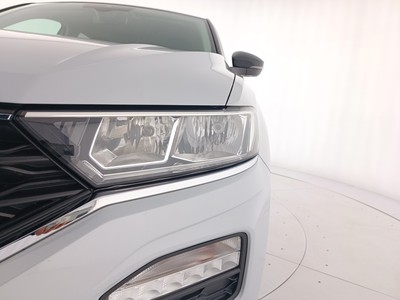 7 - Volkswagen T-Roc eschini auto