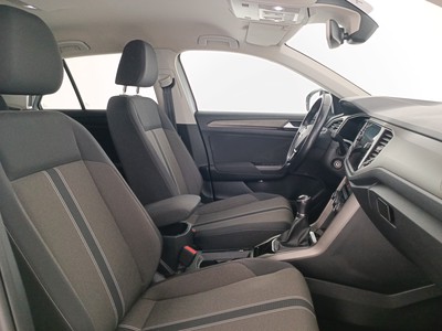10 - Volkswagen T-Roc eschini auto