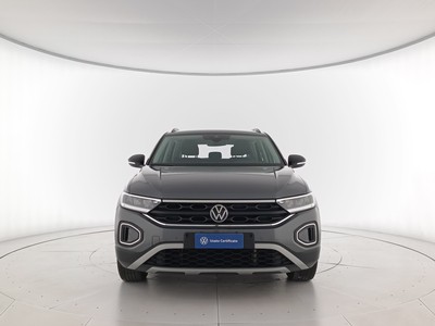 2 - Volkswagen T-Roc eschini auto
