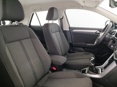 10 - Volkswagen T-Roc eschini auto