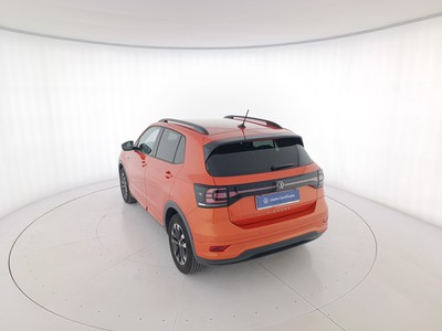 5 - Volkswagen T-Cross eschini auto