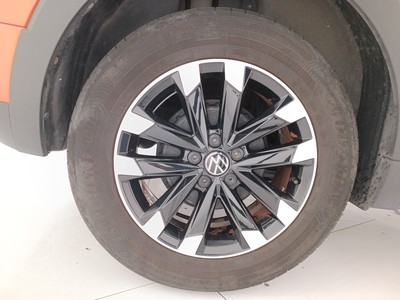 8 - Volkswagen T-Cross eschini auto