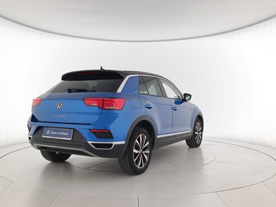4 - Volkswagen T-Roc eschini auto