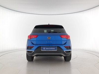 5 - Volkswagen T-Roc eschini auto