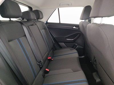 9 - Volkswagen T-Roc eschini auto