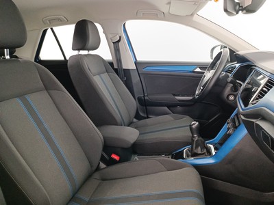 10 - Volkswagen T-Roc eschini auto